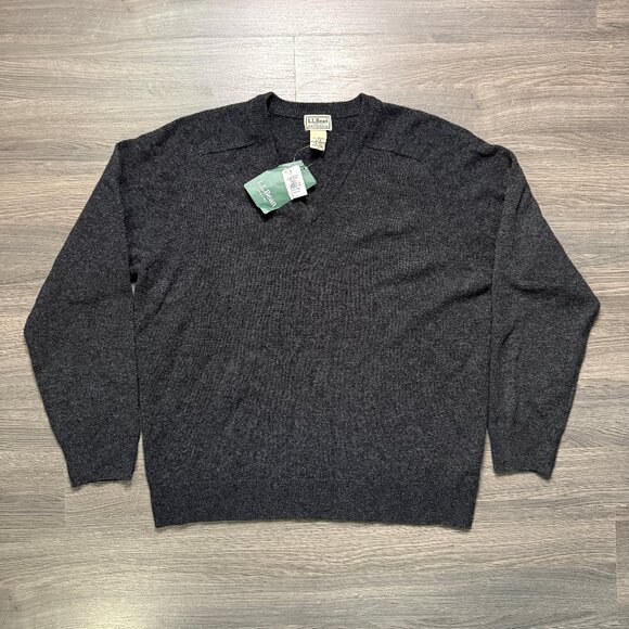 *New L.L. Bean Lambs Wool V-Neck Sweater - Grey - Picture 1 of 6